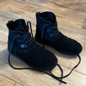 UGG Australia 1017534 Women Elvi Suede Laceup Sheepskin Boot Black SZ7